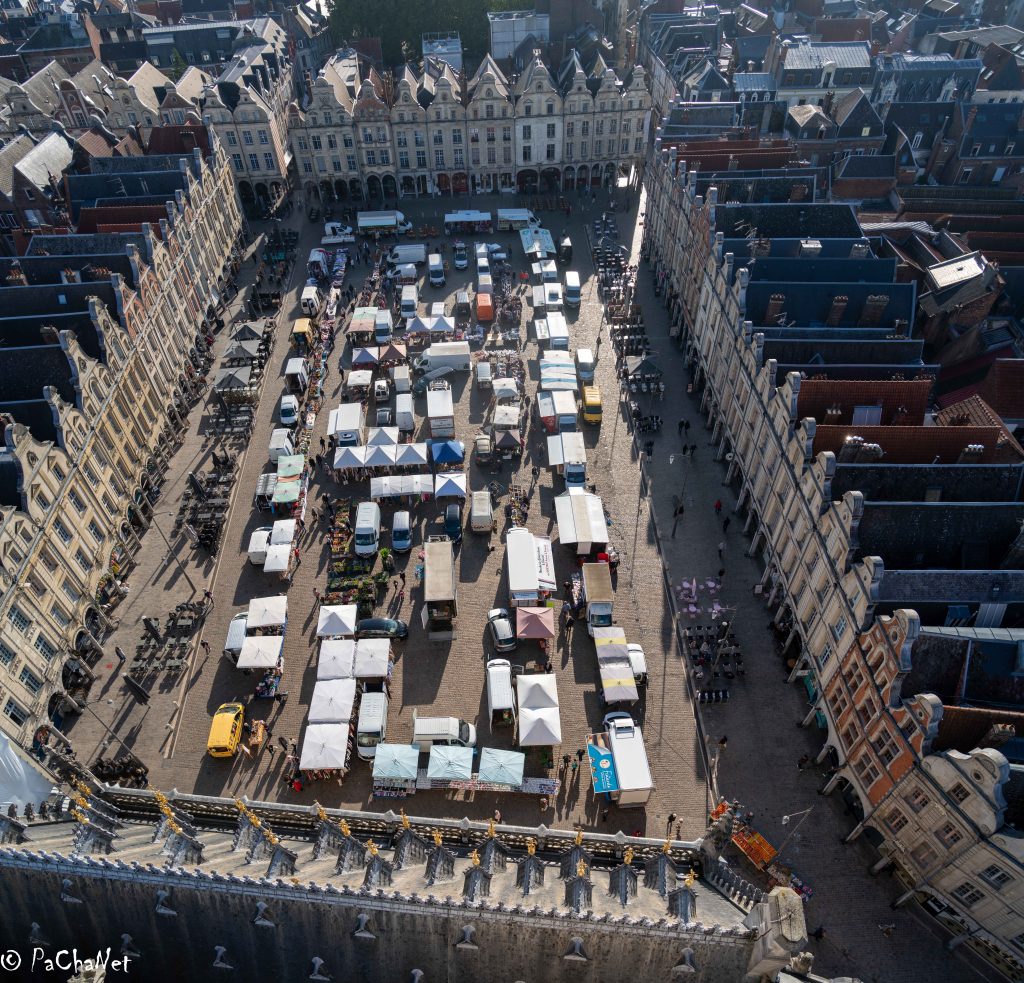 Arras vue depuis le Beffroi